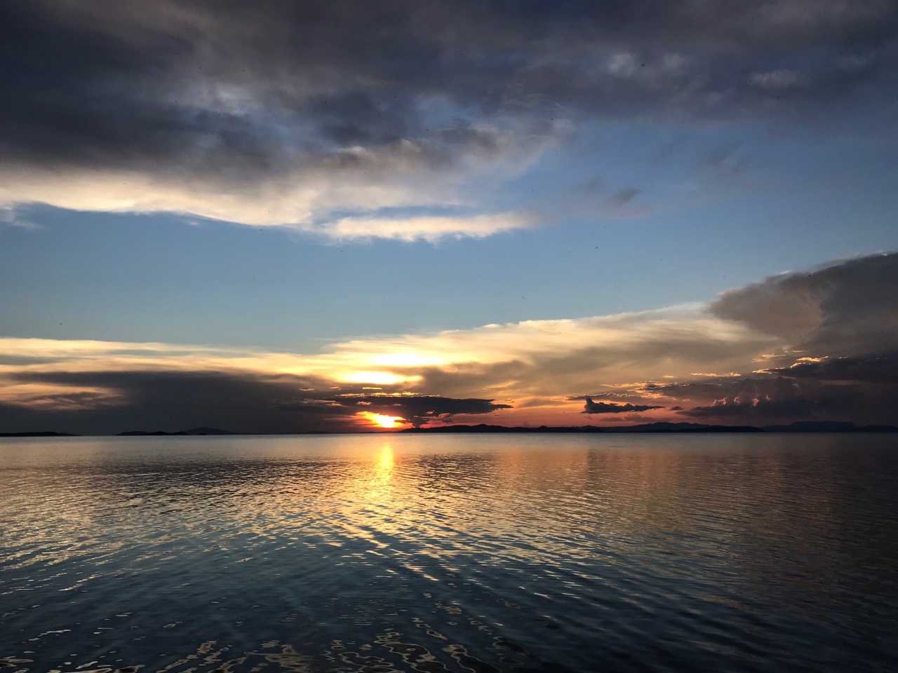 Sunset view on Lake Kariba at Bumi Hills